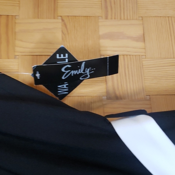 Black and white elegant Matching Set - Picture 3 of 6